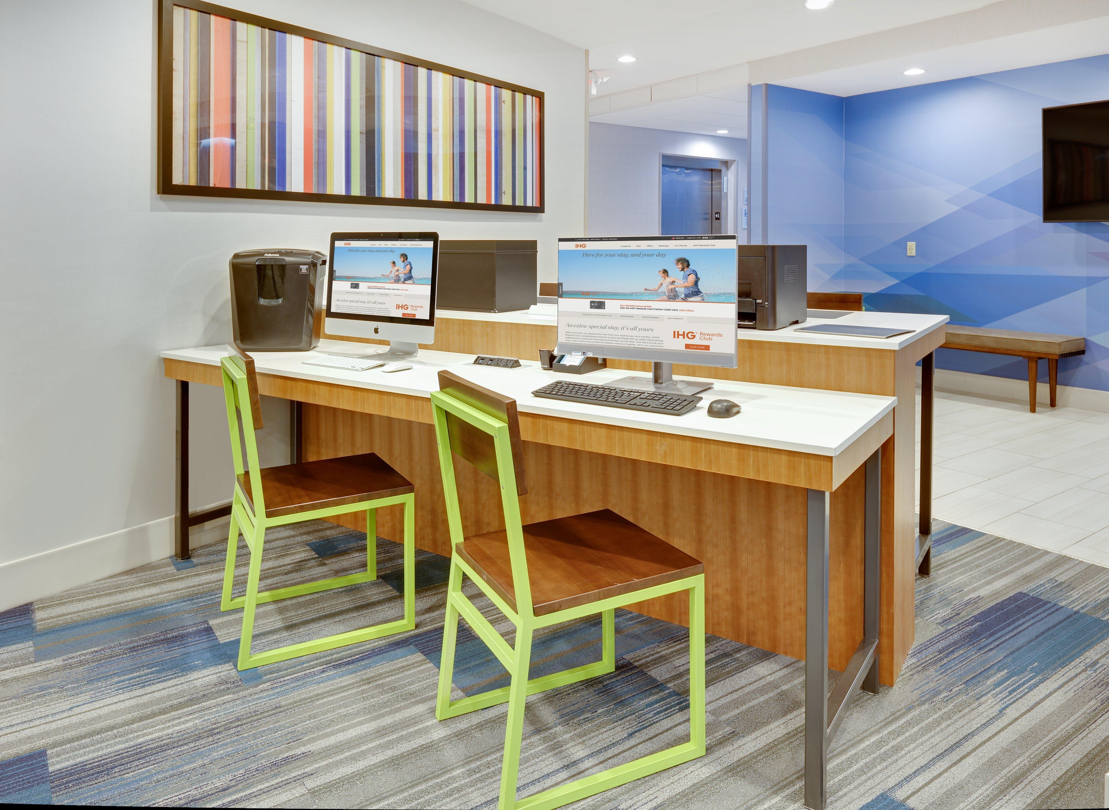 Holiday Inn Express & Suites Dallas Nw - Farmers Branch By Ihg Exterior foto