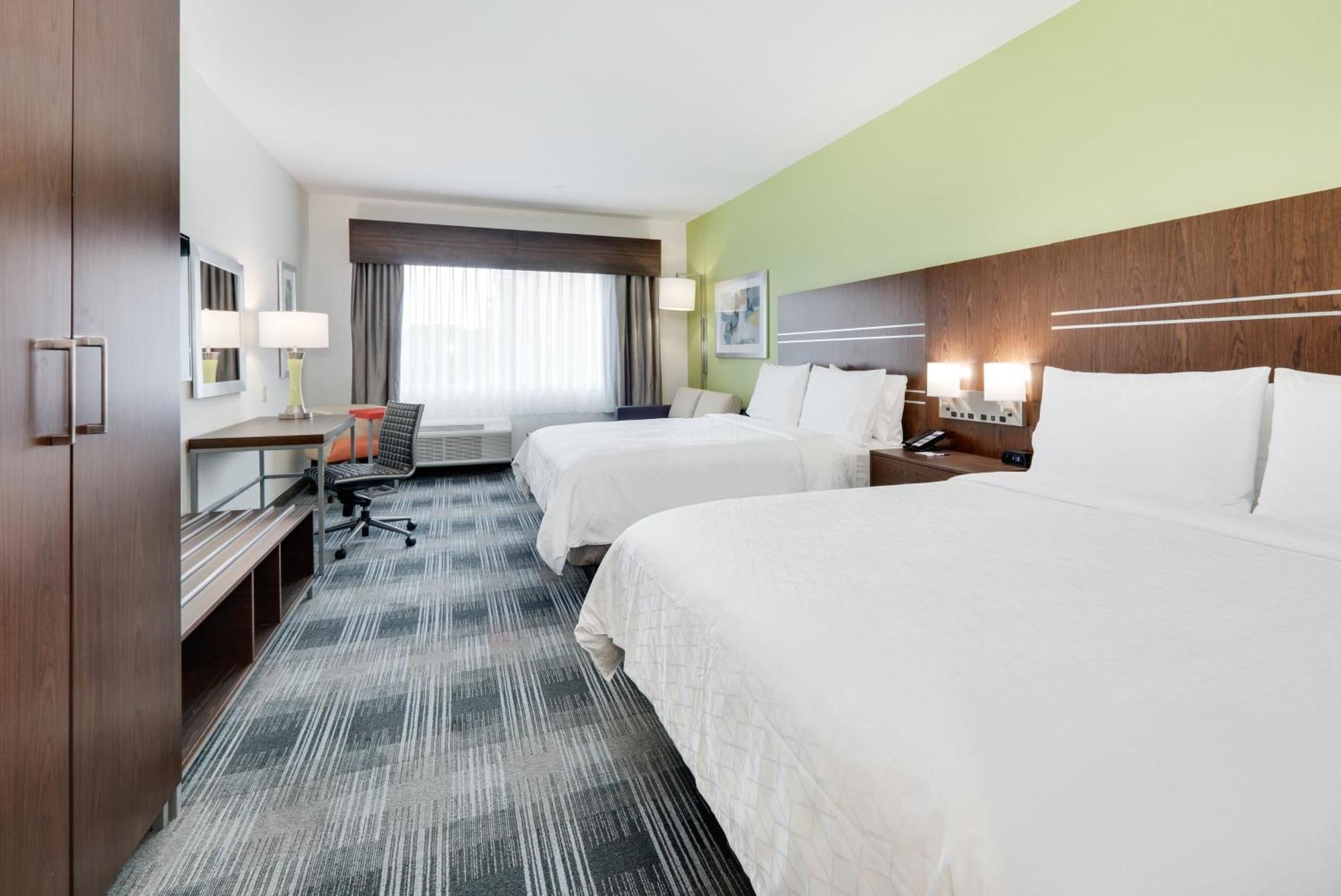 Holiday Inn Express & Suites Dallas Nw - Farmers Branch By Ihg Exterior foto