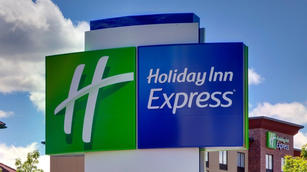 Holiday Inn Express & Suites Dallas Nw - Farmers Branch By Ihg Exterior foto